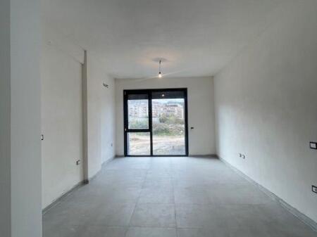  SHITET APARTAMENT 2+1+2 – LIQENI I THATË  MET-INVEST