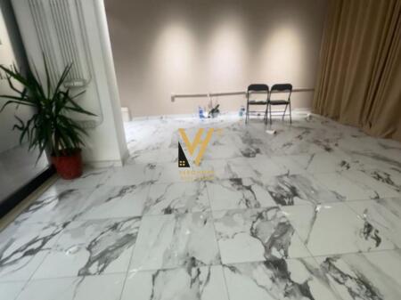 UFFICIO 50 M2 IN AFFITTO A UNAZA E RE 40.000 LEKE
