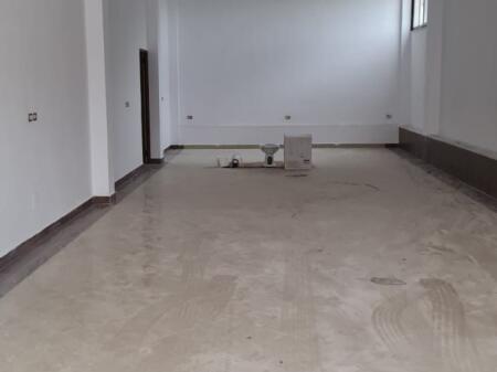 Locale in affitto Univers City