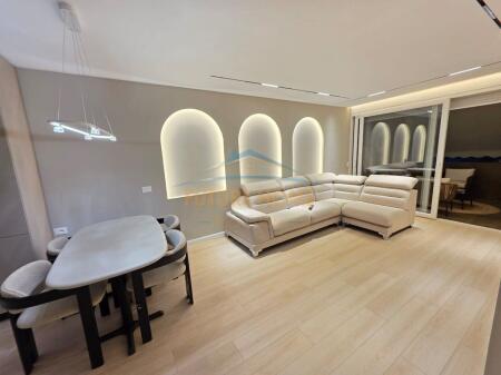 Appartamento 2+1+2 in Vendita, Ex Esposizione