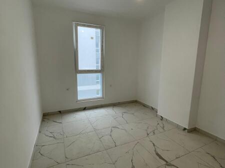 Apartment 1+1 unfurnished for office rent at Kompleksi Kika 2!