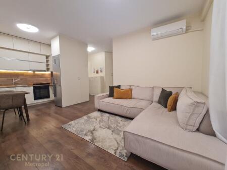 Appartamento 1+1 in affitto nel cuore di Tirana – Myslym Shyri