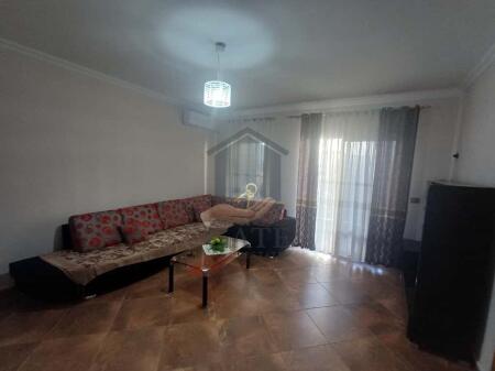  Shitet Apartament 2+1+2 – 110 m² – Plazh, Rrota e Kuqe