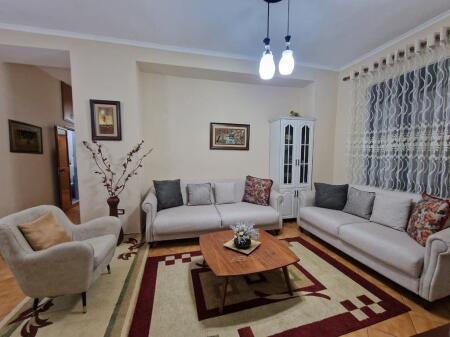 Apartment 2+1+2 for rent at Shallvaret