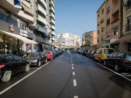 Appartamento 1+1 in vendita in Via Ali Pashe Gucia, vicino al Nuovo Bazaar (530171090-1442)