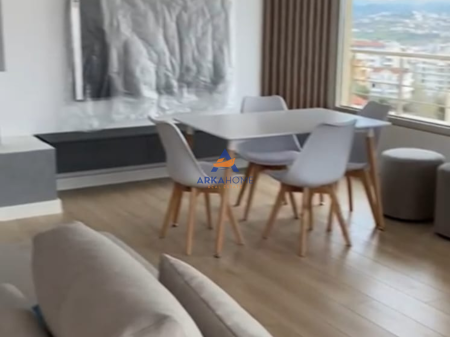 PENTHOUSE FOR SALE 198M2 "FRESK" 300,000 EURO