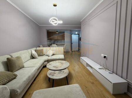 Affitto, Appartamento 2+1+2, Residenza Kodra e Diellit 2, Tirana.