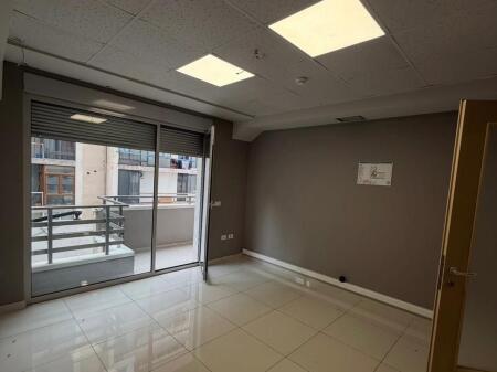LOCALE UFFICIO IN AFFITTO  BLOCCO