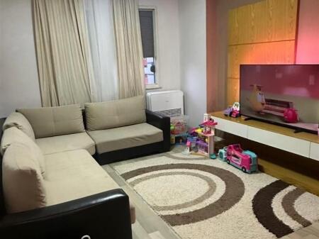 2+1 apartment for rent at Bulevardi Migjeni in Astir