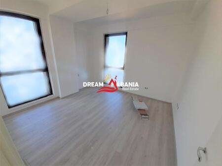 Ufficio in affitto a Myslym Shyri vicino a Someg (ID 4261867)