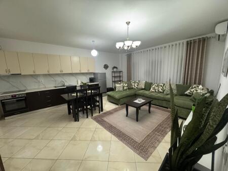  Appartamento 2+1+2 con Balcone in Affitto – Don bosco 600 euro