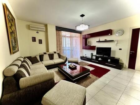 Shitet Apartament 2+1 + Garazh  Mbrapa ALBSIG, 9-Katshet