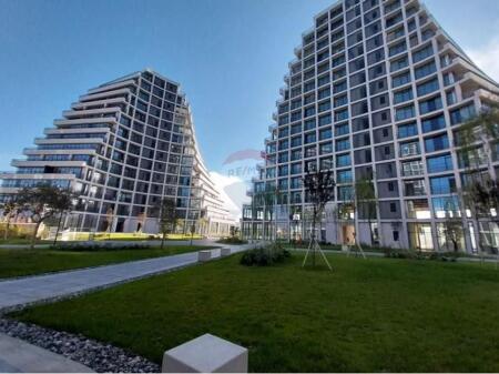 UFFICIO IN AFFITTO PRESSO LAKE VIEW !