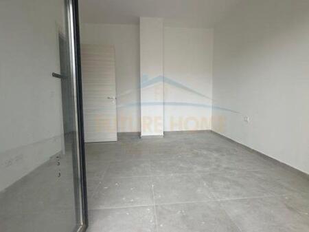 In vendita, Appartamento Monolocale, Myslym Shyri, Tirana.