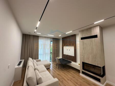 Affitto, Appartamento 1+1+ Posto Auto, Green Valley, Tirana.