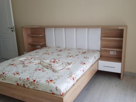 Jepet me qera 2+1+2wc kati 6, rruga 5 maji, Pallati Vila L, I mobiluar totalisht
