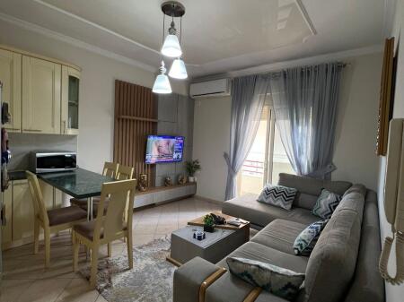  Appartamento 2+1 in Affitto – Via Irfan Tomini 