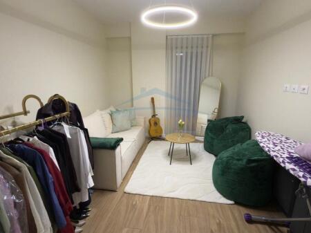 Apartament 2+1+Post Parkimi, ne shitje tek rruga Jordan Misja