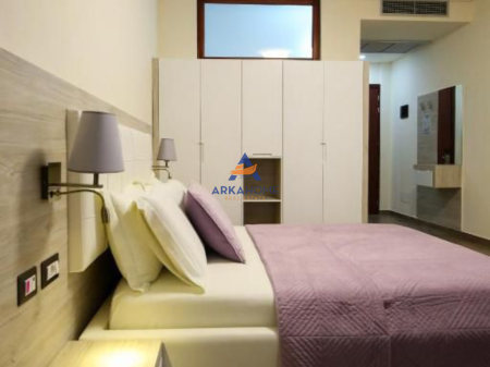 AFFITTASI HOTEL 2400M2 "VLORE VICINO AL CENTRO LUNGO MARE" 60000 EURO/ANNO