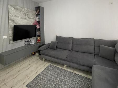 Residenza Avid, appartamento 2+1+2 in affitto 65.000 lek
