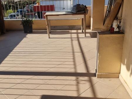 We rent a 2 +1 apartment WITH VERANDA in Kombinat near the urban station  