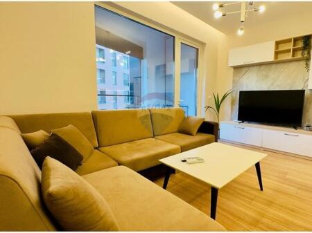 Shitet apartament 2+1+2+P te Bulevardi Ri