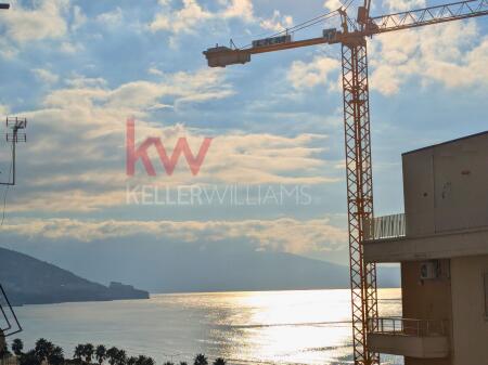 APPARTAMENTO 1+1 IN VENDITA CON VISTA MARE LATERALE SUL LUNGOMARE DI VLORA, OCCASIONE
