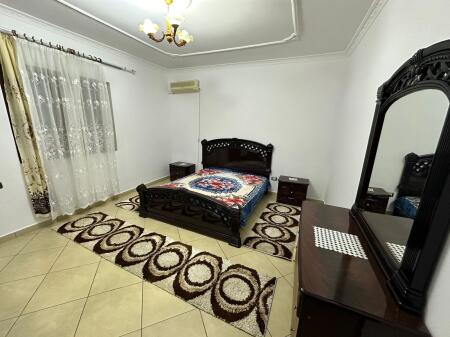Jepet me qera shtepi private 2+1+parkim tek 5 Maji