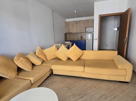 SHITET APARTAMENT 1+1  Mali i Robit