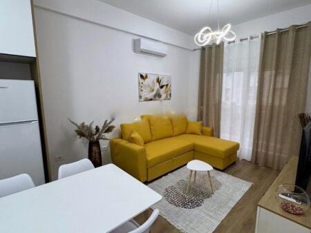 Apartment for rent Ali Demi, Mangalem