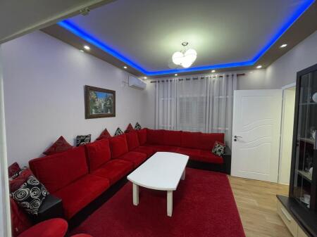 Jepet me qera apartament 2+1+ 5 Maji, Shkolla Kico Blushi!