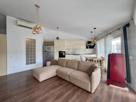 AFFITTO, APPARTAMENTO 3+1 CON POSTO AUTO, LAGO ASCIUTTO! 850 € /Mese Superficie Totale 120m2