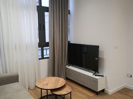 Appartamento 1+1 in vendita a Komuna e Parisit