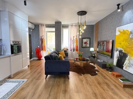 Appartamento 1+1 in vendita a 21 Dhjetori!