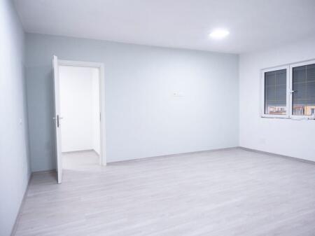 UFFICIO IN AFFITTO 90 M2 PIAZZA WILLSON 1000 EURO