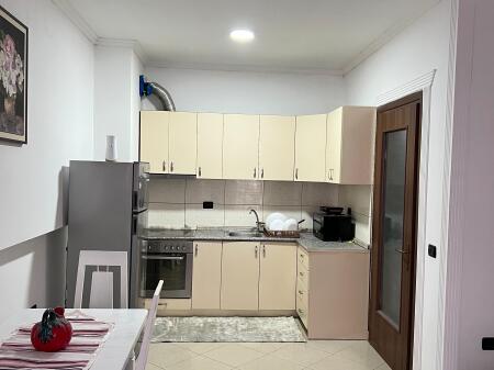 Apartment 1+1, Astir!