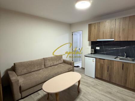 SI AFFITTANO 3 APPARTAMENTI Air Bnb 120 M2 CENTRO 2.200 EURO