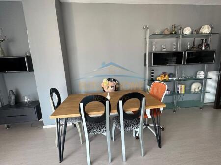 Appartamento in affitto 2+1+2 nel Comune di Parigi, Tirana