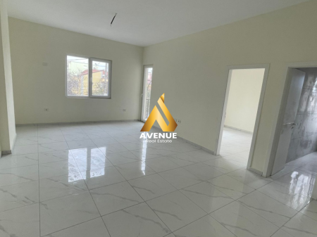 PREMISES FOR RENT – BLUE BOULEVARD, KAMËZ