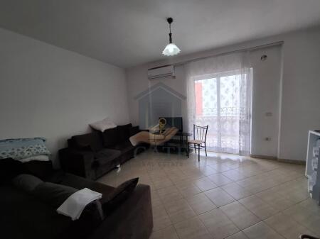 Apartament 1+1 me Qira – Pamje Deti, Plazh Durrës (pranë Pelikanit)