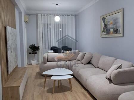  Shitet Apartament 2+1 me Kuzhinë të Veçuar – Plazh Iliria, Durrës