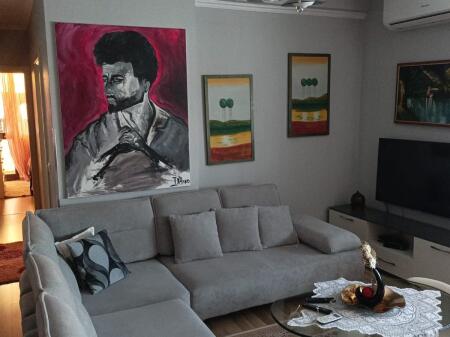 Apartament 2+1, Fusha Aviacionit!