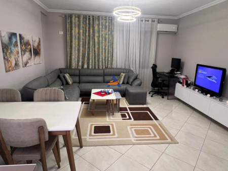 FOR RENT APARTMENT 1+1 "SOHO BAR,ASTIR" 450 EURO