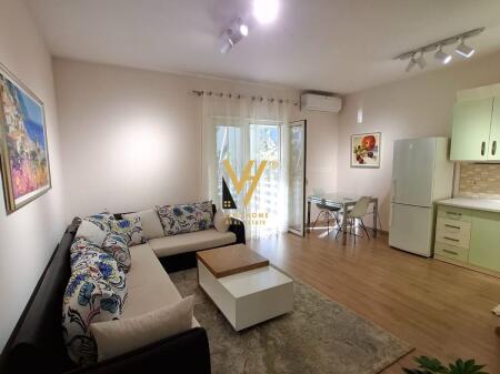 JEPET APARTAMENT 2+1 ME QERA TE KOPSHTI ZOOLOGJIK 62.000 LEKE