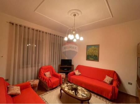 1+1 apartment for rent in the center