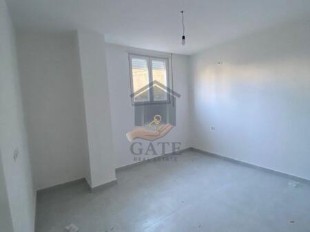 Shitet, Apartament 2+1 Shkembi i Kavajes, Durres