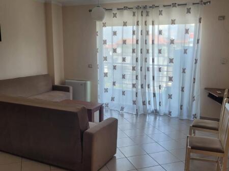 Apartament 1+1 per shitje Komuna e Parisit
