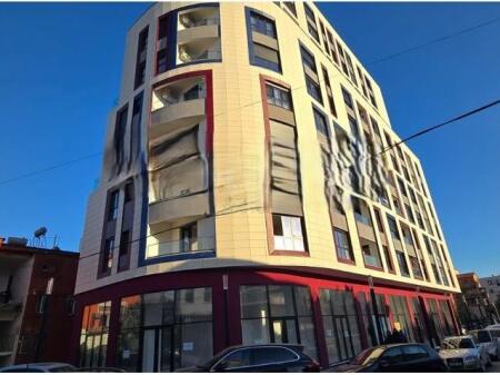 Affittasi appartamento 2+1 presso il Comune di Parigi! 700 € /Mese