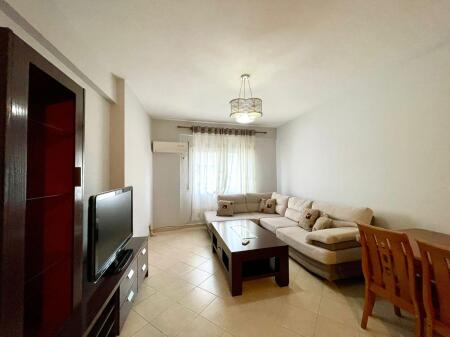 Apartment 2+1 for rent at Komuna E Parisit
