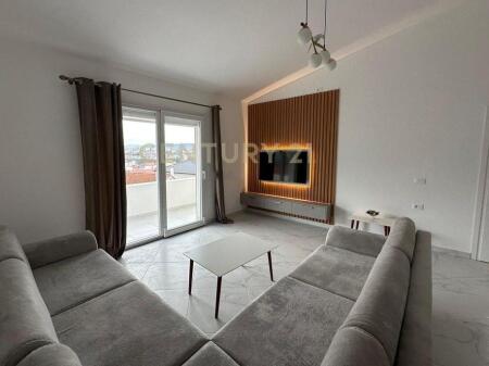 Villa floor for rent in Babrru
